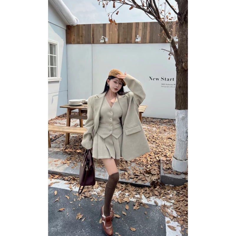 Shpmishal Set Tre Pezzi di Alt - Winter Wear Clothes recensione e prezzo